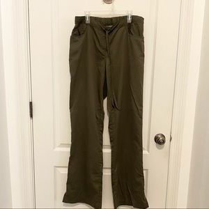 Grey’s anatomy olive scrub bottoms medium tall